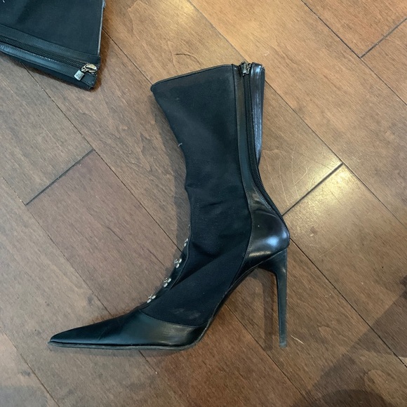 Black heeled vintage designer boots - Picture 6 of 6